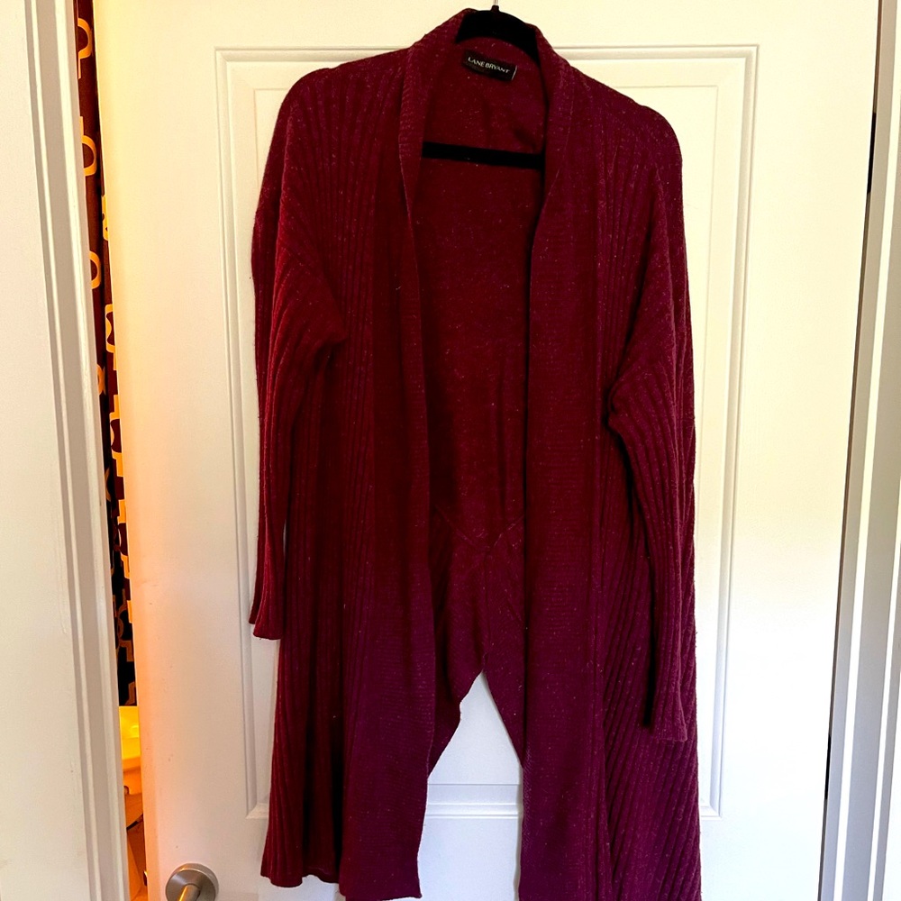 EUC Lane Bryan split-back tunic length cardigan